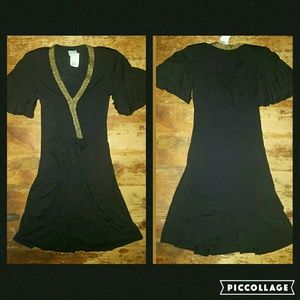 Tracy Reese Metallic Surplice Drapey swingy gatsby style metallic LBD Dress